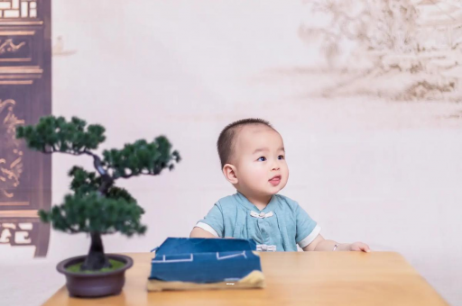 白银宝宝什么时候攒肚 白银宝宝什么时候攒肚